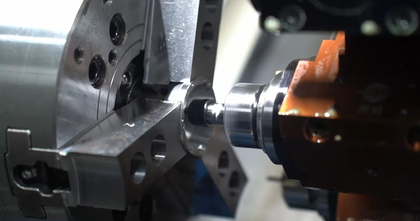 torno CNC de alta precisión