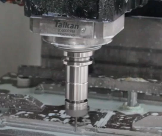 Video de procesamiento del centro de mecanizado de taladrado y roscado T-500B