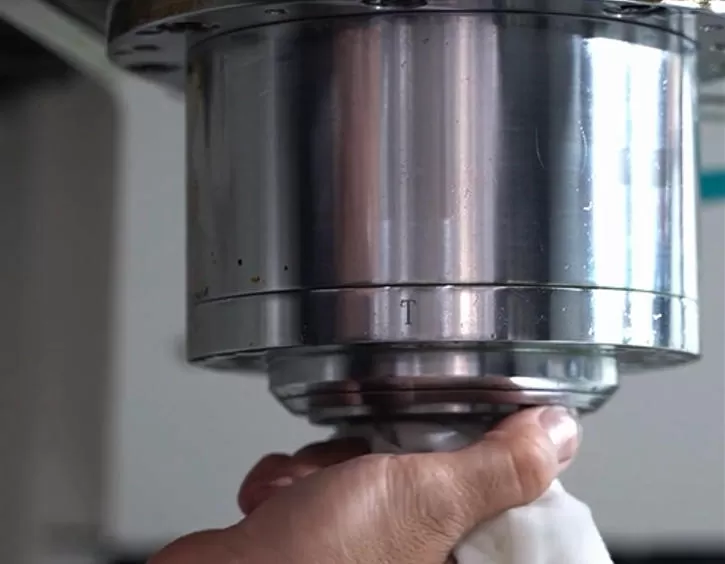 Cuidado del cono del husillo CNC